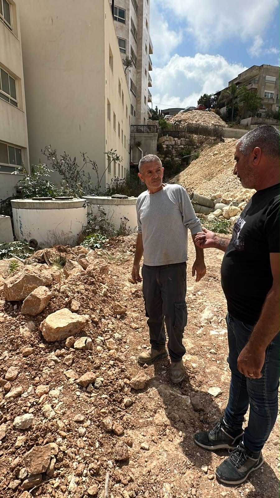 סיור פיקוח בשטח פינוי ופיתוח